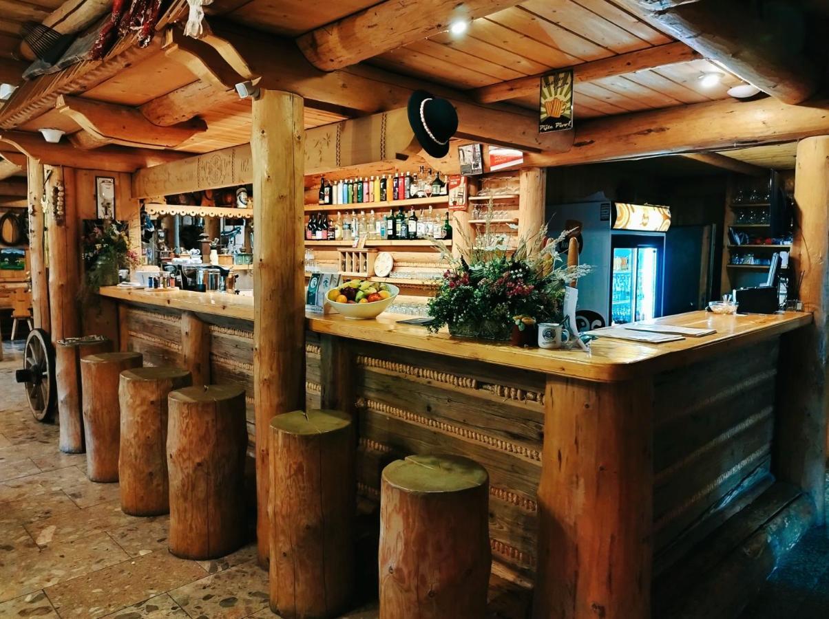 Sova Hotel&Restaurant Ждьяр Экстерьер фото