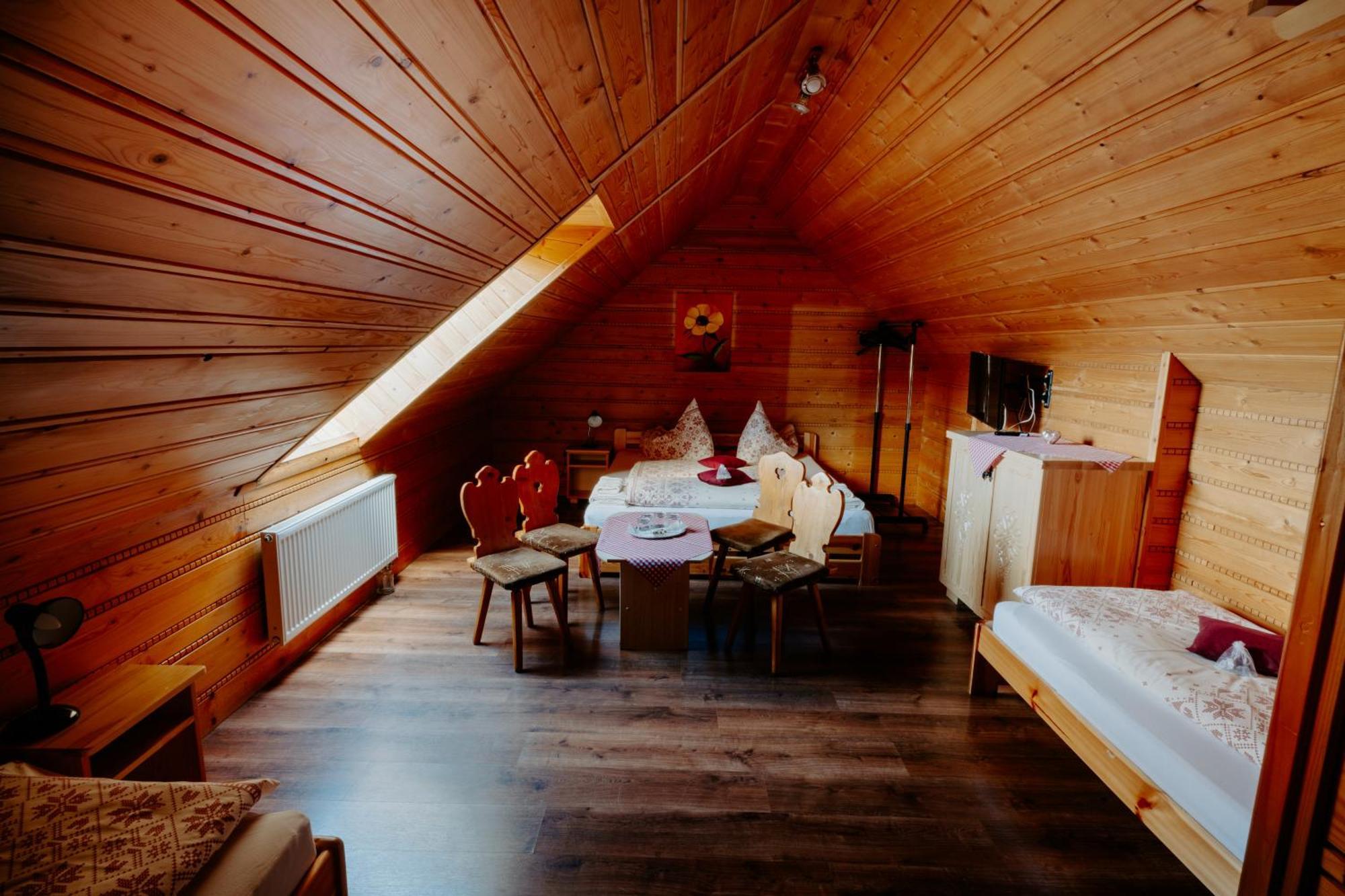 Sova Hotel&Restaurant Ждьяр Экстерьер фото