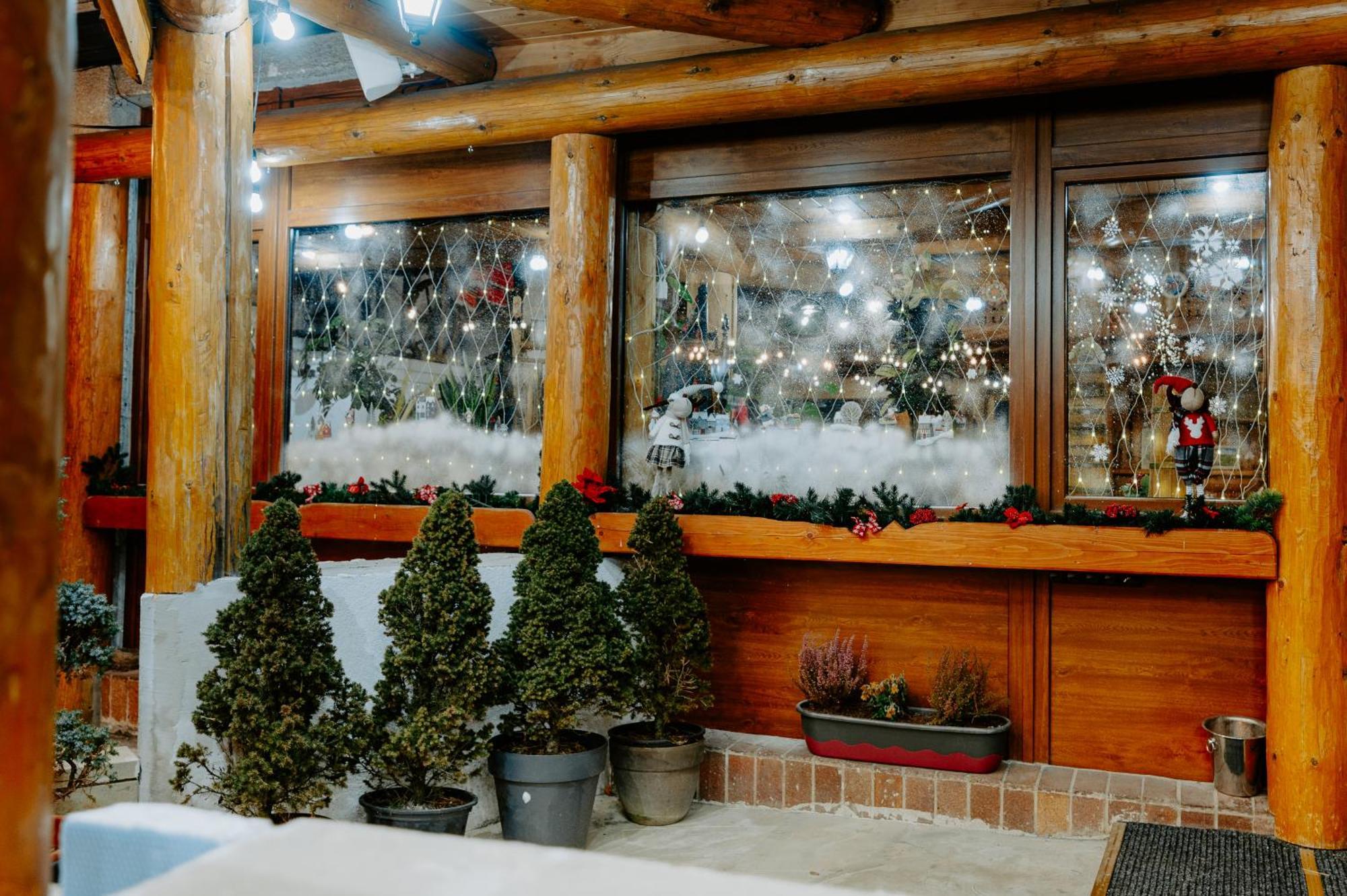 Sova Hotel&Restaurant Ждьяр Экстерьер фото